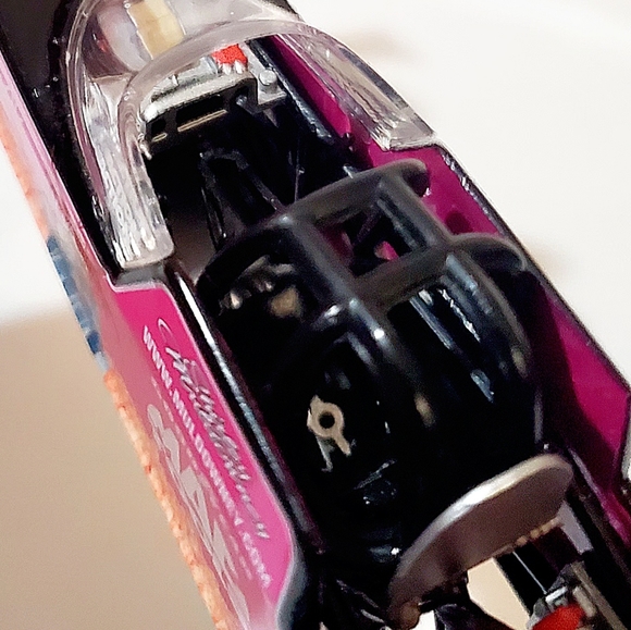 SHIRLEY MULDOWNEY 1/24 DIECAST EXACT SCALE NHRA DRAGSTER. MUPPETS 25TH ANVSRY - Picture 14 of 16